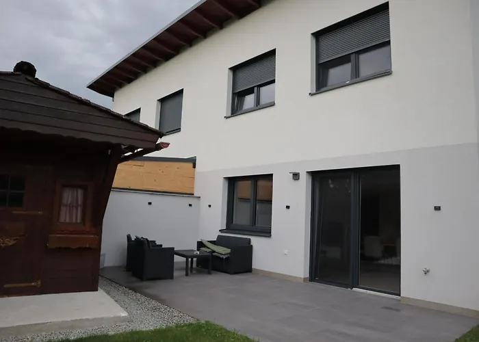 Von Werner * Schlatt (Vocklabruck)